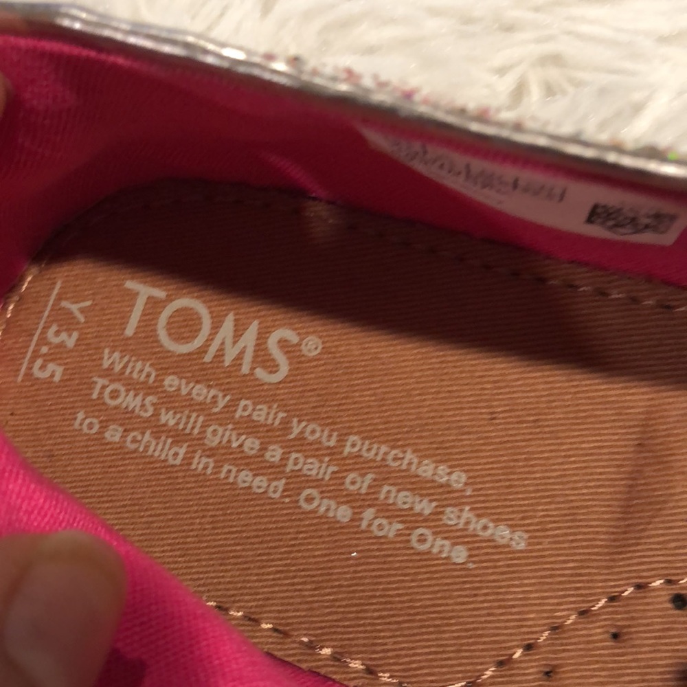 TOMS Candy Cane design slip on. NWOT or box. - Picture 8 of 13